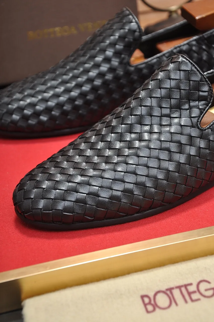 Men's shoes 💰460💶 [Botteg Venetta (BV)] (wallet shoes) exclusive new model official website new model The upper is made of high-quality top calfskin. Delicate feel and flowing luxurious texture. Tailored for refined men to create a noble aura. Delicate and regular Mark hand stitching. Smooth lines. Full sheepskin lining, comfortable to wash sweat. 38-44